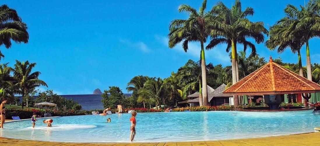 Au Beau Village Studio Avec Piscine Magnifique Sainte-Luce Kültér fotó